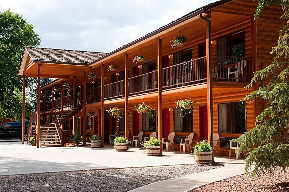 Austin'S Chuckwagon Motel Торри Экстерьер фото